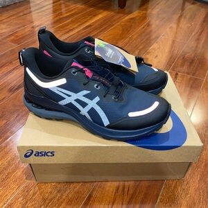 ASICS Gel-Kayano 28 AWL in blue and pink